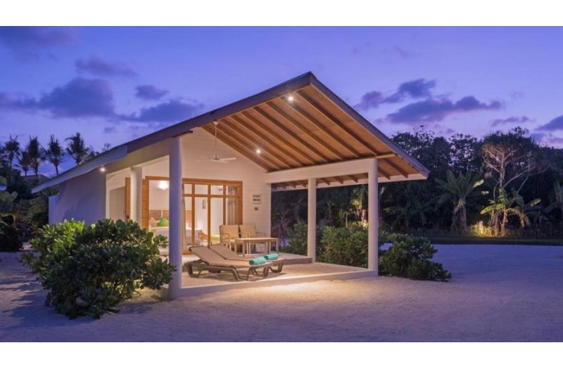 Готель Innahura Maldives Resort, 3★