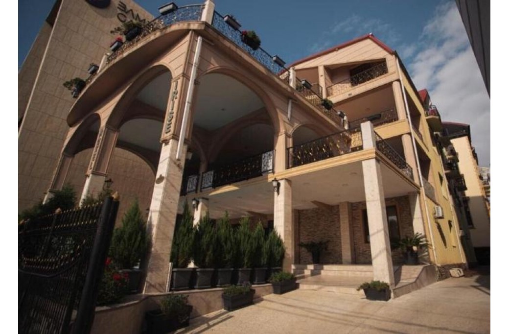 Готель Irise Kobuleti Guest House, 3★