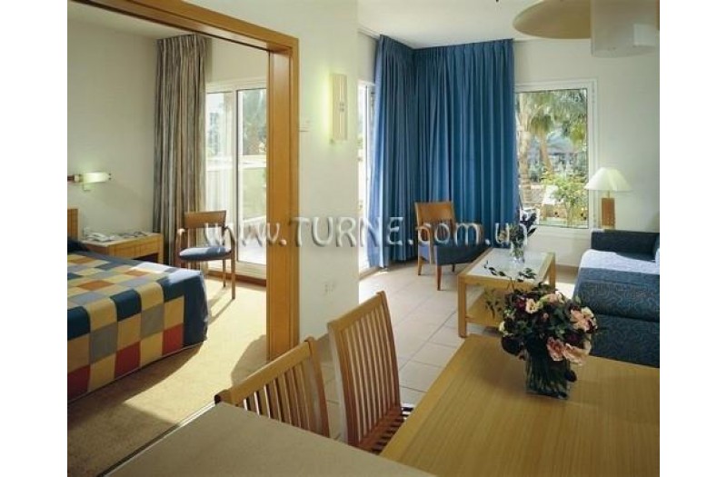 Готель Isrotel Royal Garden, 5★