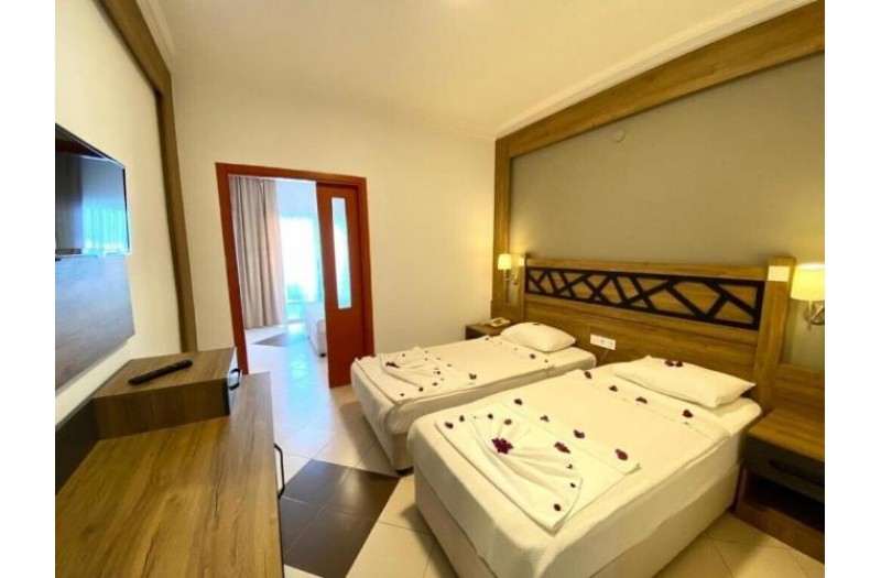 Готель Istanbul Beach Hotel (ex. Blauhimmel Hotel, C' ISTANBUL), 4★ Готель Istanbul Beach Hotel (ex. Blauhimmel Hotel, C' ISTANBUL), 4★