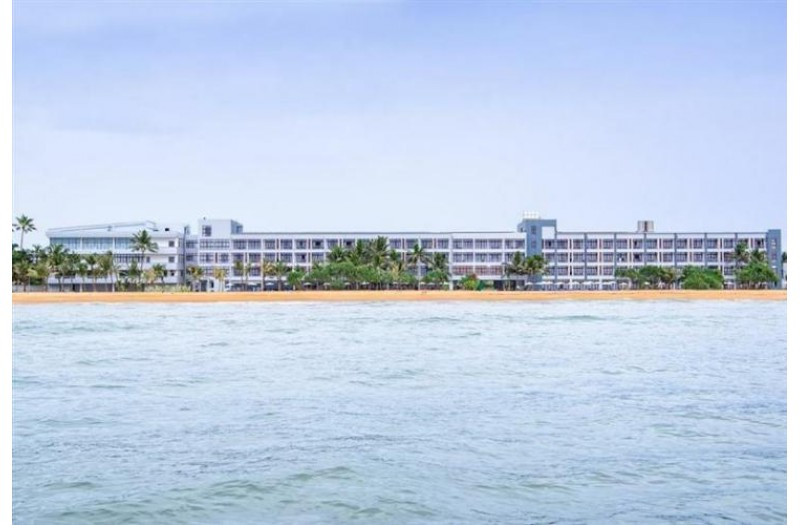 Готель Jie Jie Beach by Jetwing, 5★