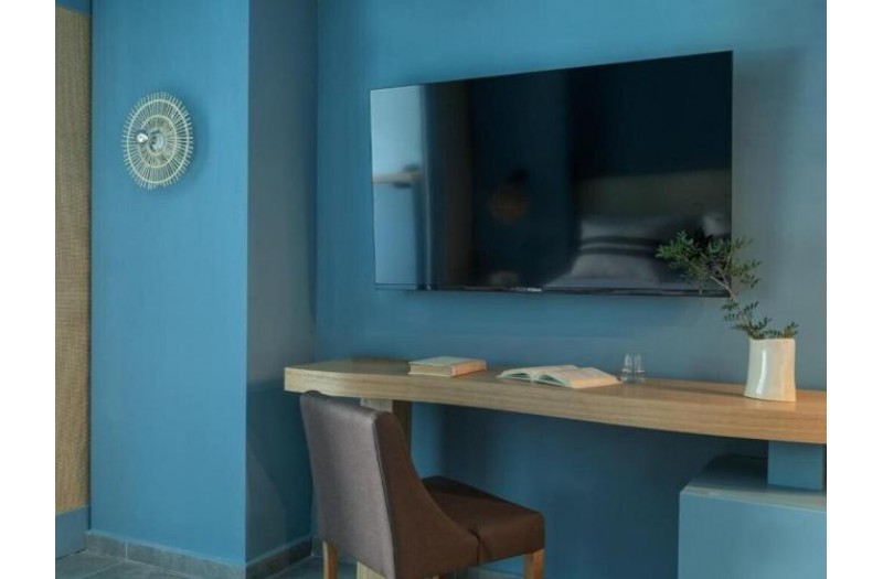 Готель Kalamaki Beach Hotel, 4★