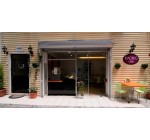 Готель Kamondo Apartments, 3★