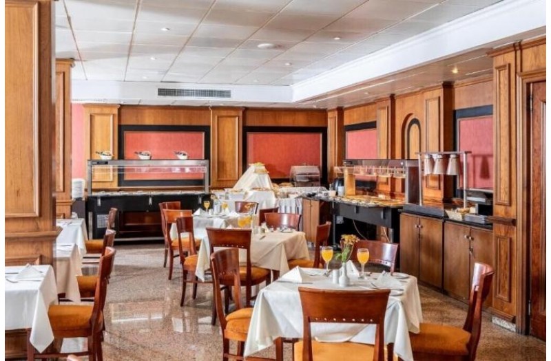 Готель Kapetanios Hotel, 3★ Готель Kapetanios Hotel, 3★