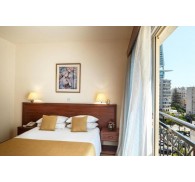Готель Kapetanios Hotel, 3★