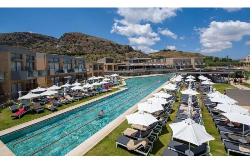 Готель Kiani Beach Resort, 5★