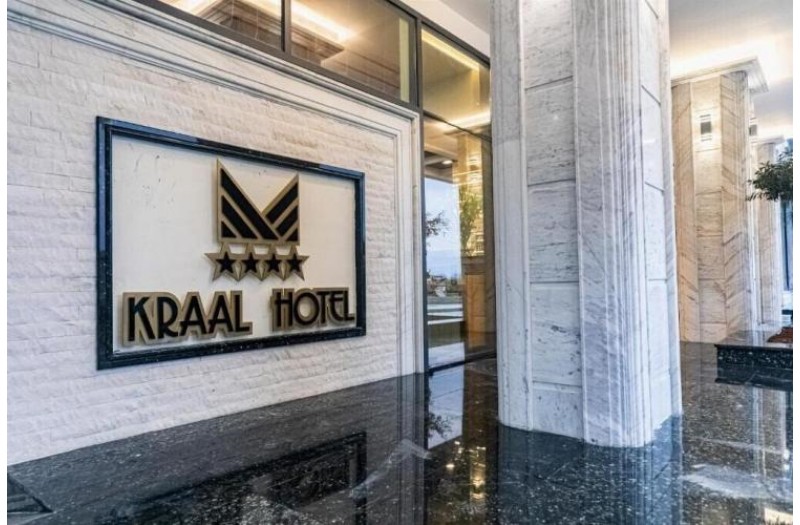 Готель Kraal, 4★ Готель Kraal, 4★
