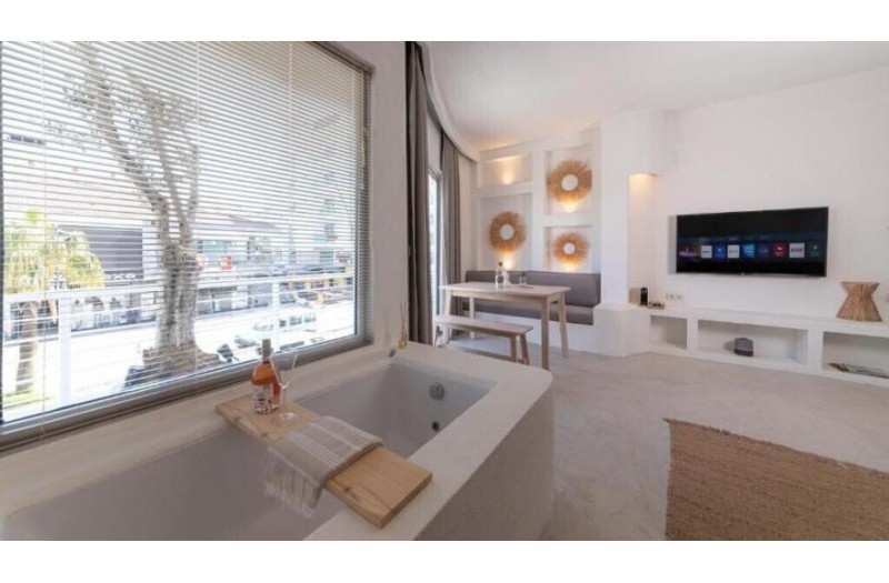Готель L Olive Homes, 3★ Готель L Olive Homes, 3★