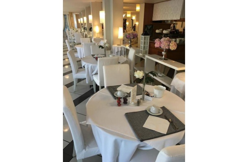 Готель La Perla Wellness & Beauty, 4★