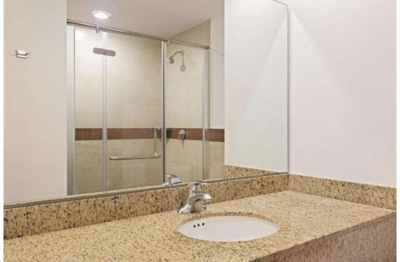 Готель La Quinta Inn & Suites Cancun, 4★ Готель La Quinta Inn & Suites Cancun, 4★