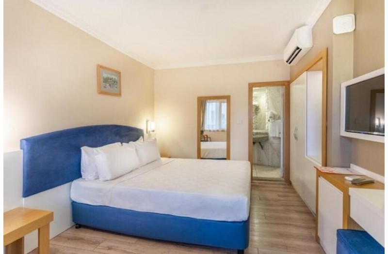 Готель Lancora Beach Hotel, 4★ Готель Lancora Beach Hotel, 4★