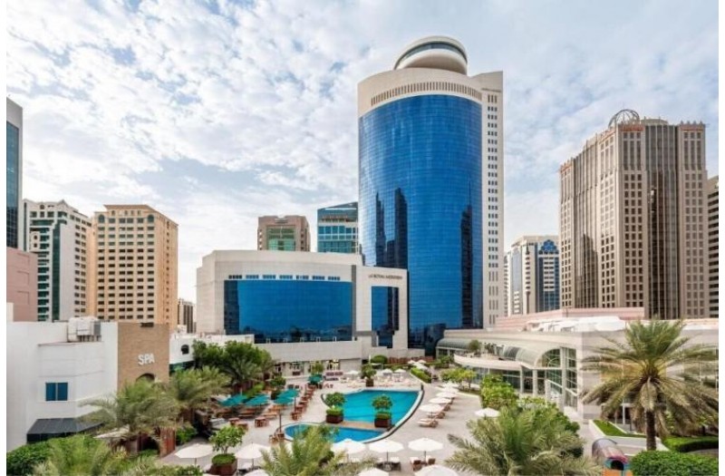 Готель Le Meridien Abu Dhabi Hotel, 4★