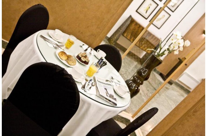 Готель Le Patio Saint Antoine Paris, 4★ Готель Le Patio Saint Antoine Paris, 4★