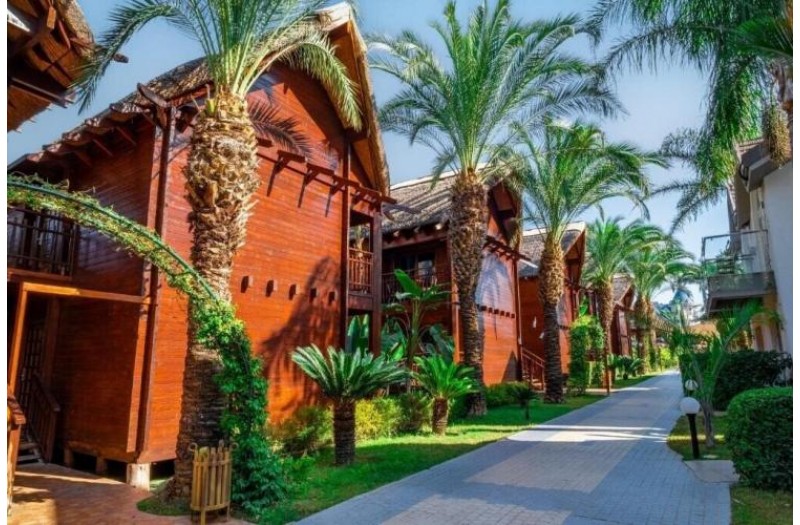 Готель Long Beach Resort & SPA, 5★