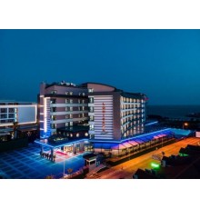 Готель Lonicera Premium, 4★