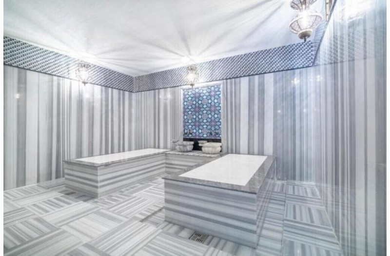 Готель Lonicera Premium, 4★
