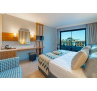 Готель Lonicera Premium, 4★