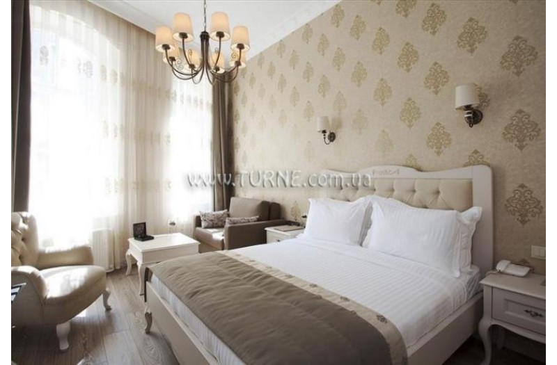 Готель Louis Luxury Suite Appartements, 4★