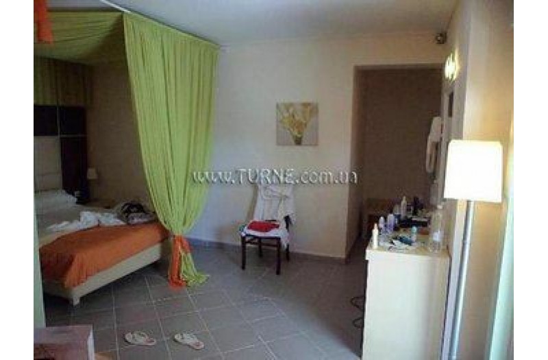 Готель Louros Beach Hotel & Spa, 3★