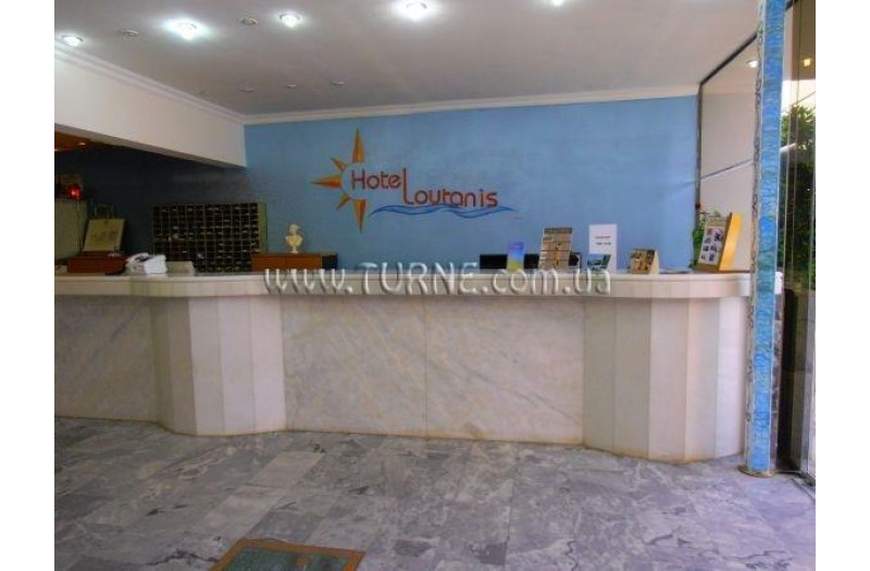 Готель Loutanis Hotel, 3★