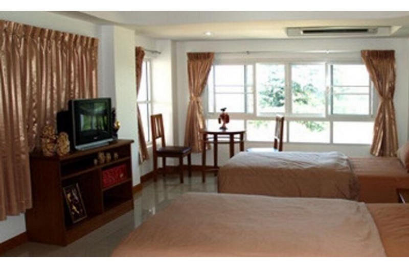 Готель Lucky View Jomtien, 2★ Готель Lucky View Jomtien, 2★