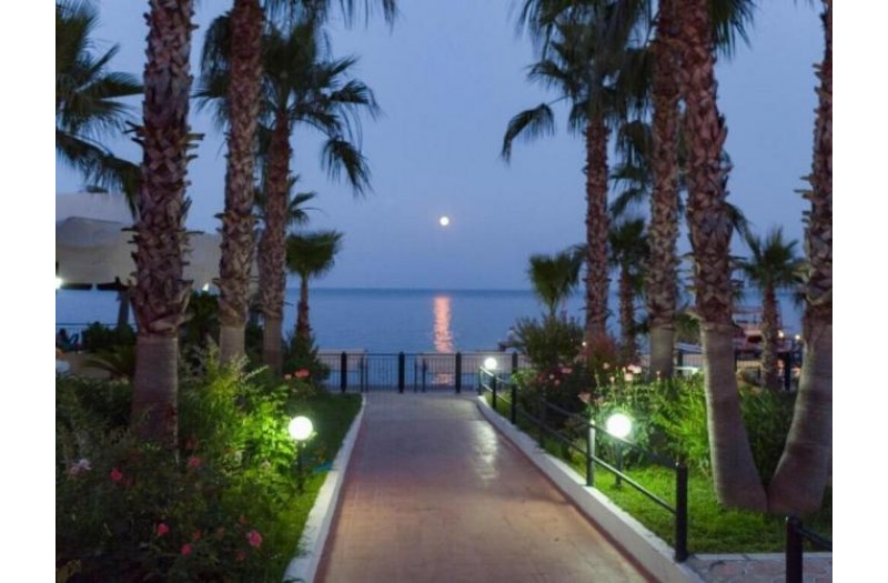 Готель MG Club Akman Beach Hotel (ex. Otium Park Akman Beach Resort, Larissa Akman Park Hotel, Halduns Beach Hotel), 4★ Готель MG Club Akman Beach Hotel (ex. Otium Park Akman Beach Resort, Larissa Akman Park Hotel, Halduns Beach Hotel), 4★