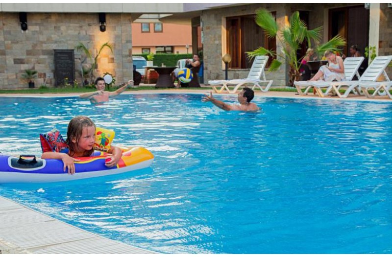 Готель Magnolia Sunny Beach, 2★ Готель Magnolia Sunny Beach, 2★