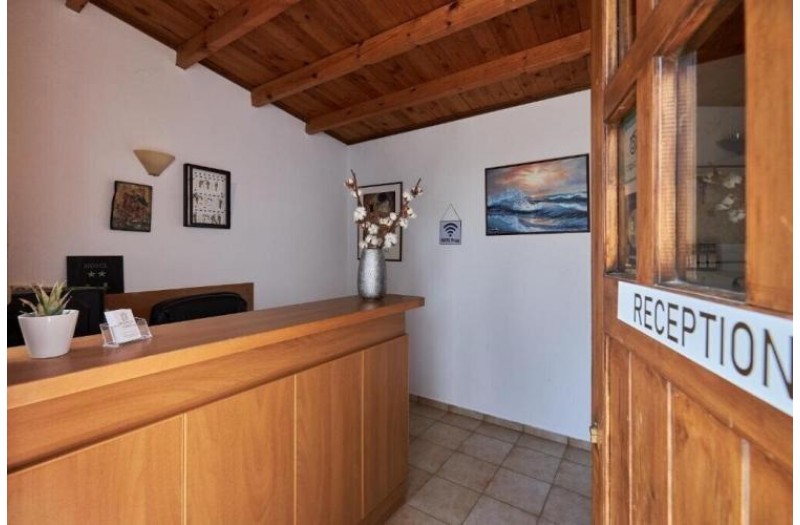Готель Malia Studios Apartments, 2★