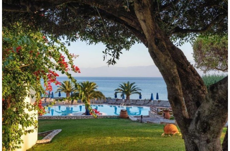 Готель Mareblue Beach (ex. Blue Bay Escape Resort), 4★
