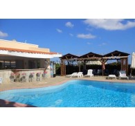 Готель Mari-Evans Apts, 3★