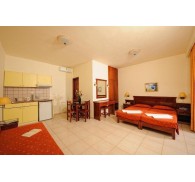 Готель Maria Lambis Hotel, апартаменты★