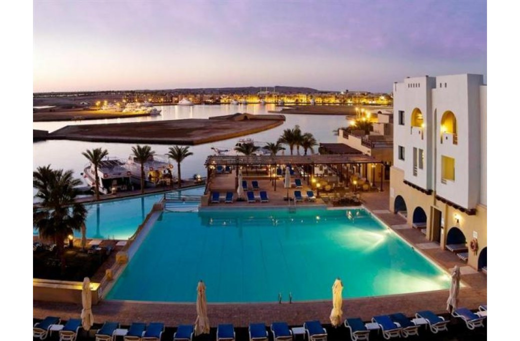 Готель Marina Lodge At Port Ghalib, 4★