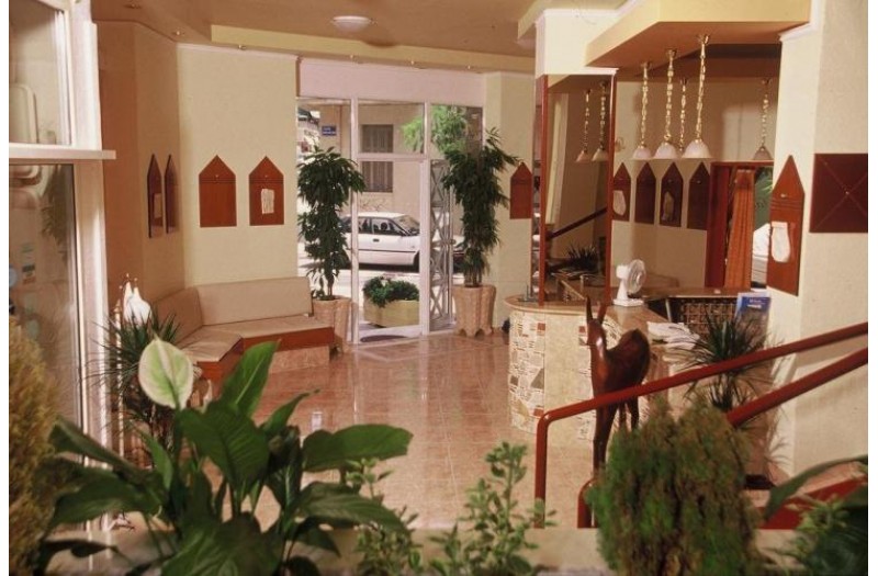 Готель Marko Hotel, 2★