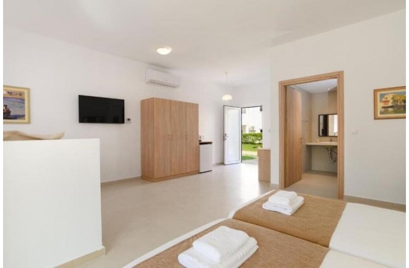 Готель Matina Pefkos Aparthotel, 3★