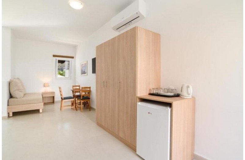 Готель Matina Pefkos Aparthotel, 3★