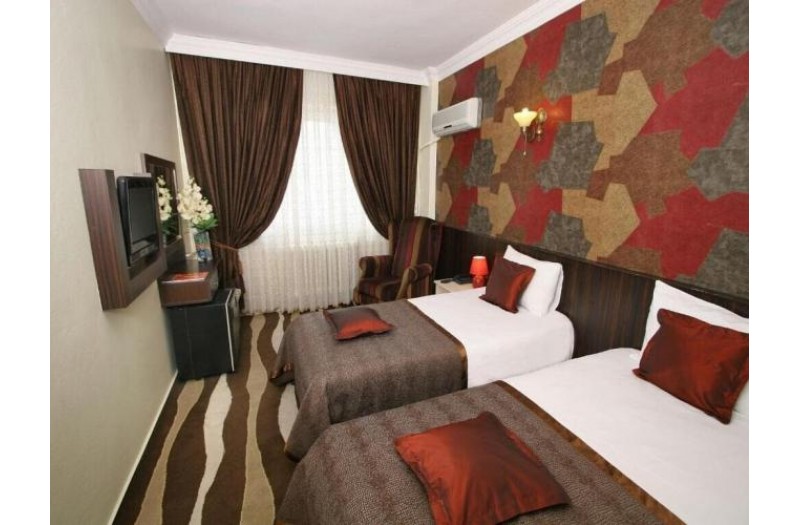 Готель Maya Hotel, 3★
