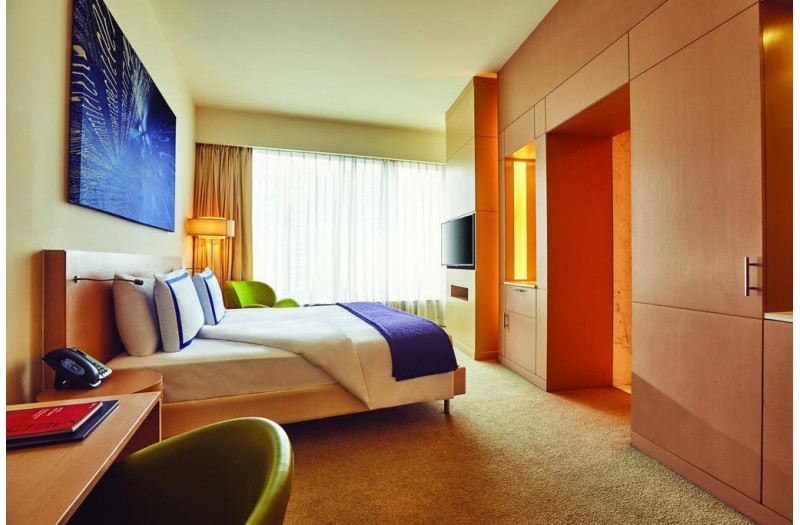 Готель Media One Hotel, 4★ Готель Media One Hotel, 4★