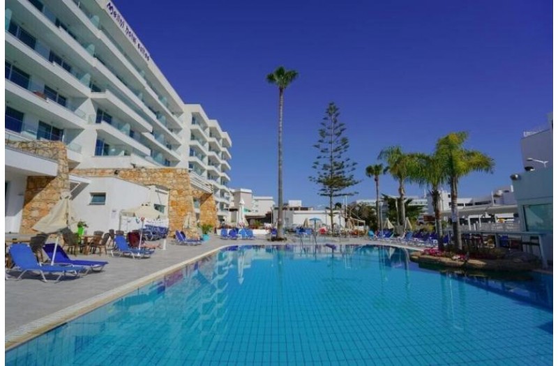 Готель Melini Suites, 4★ Готель Melini Suites, 4★