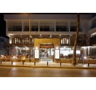 Готель Melpoantia Luxury Apartments And Suite, 4★