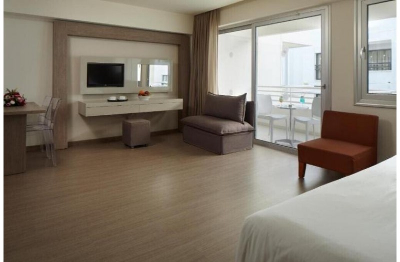 Готель Melpoantia Luxury Apartments And Suite, 4★