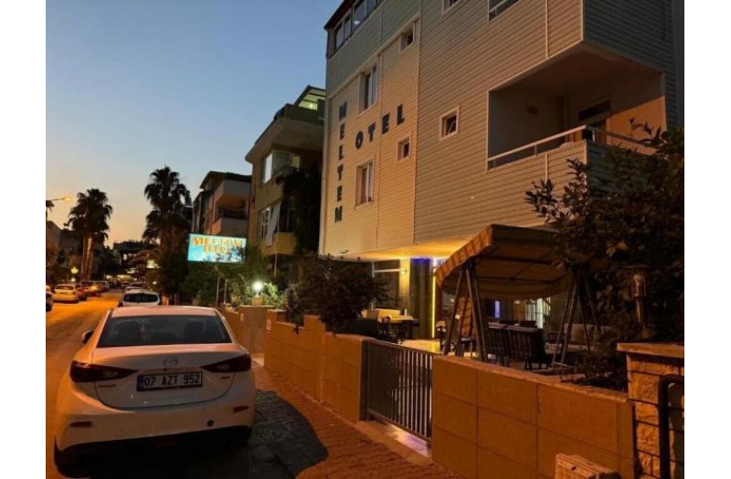 Готель Meltem Hotel, 2★