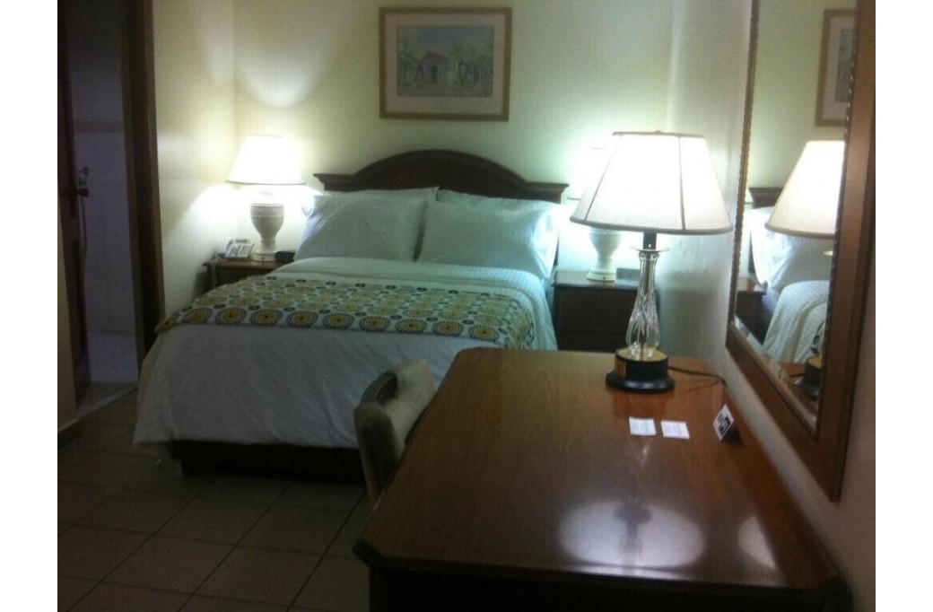 Готель Micro Hotel Condo Suites +, 2★ Готель Micro Hotel Condo Suites +, 2★
