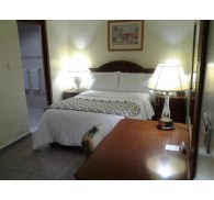 Готель Micro Hotel Condo Suites +, 2★