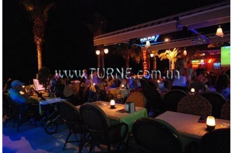 Готель Midpoint Club & Suites (ex. Kocer Club Apartments), 3★ Готель Midpoint Club & Suites (ex. Kocer Club Apartments), 3★