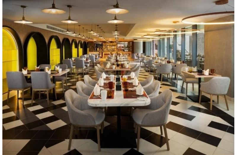 Готель Millennium Atria Business Bay, 5★