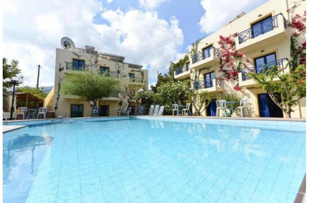 Готель Milos Apartments, 2★ Готель Milos Apartments, 2★