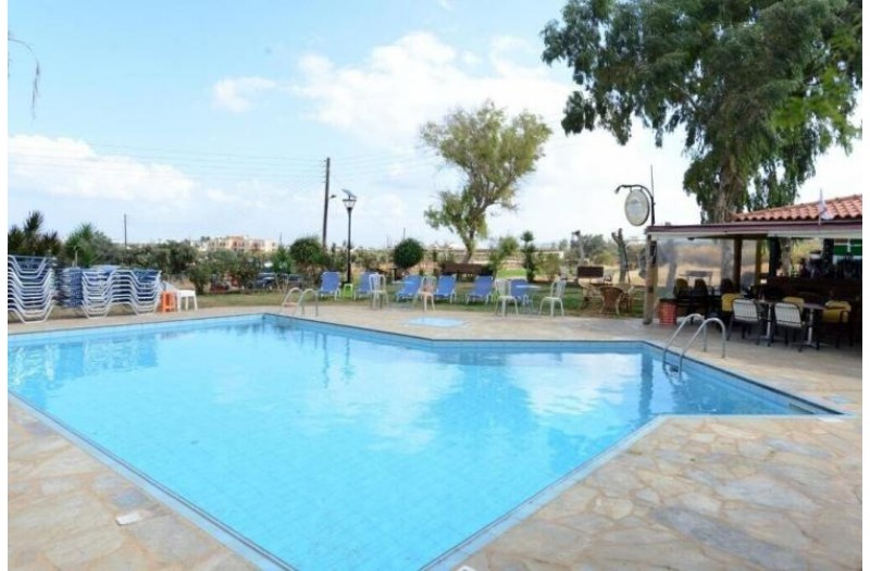 Готель Milos Apartments, 2★ Готель Milos Apartments, 2★