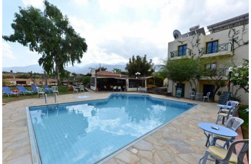 Готель Milos Apartments, 2★ Готель Milos Apartments, 2★