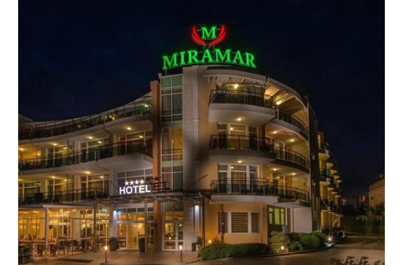Готель Miramar Kavatsi, 3★