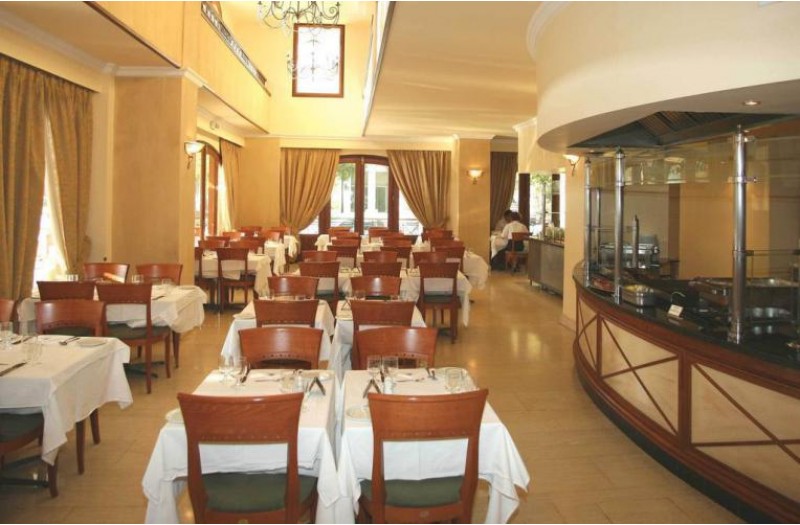 Готель Mitsis Petit Palais, 4★